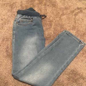 Cat &Jack size 7 skinny super stretch jeans